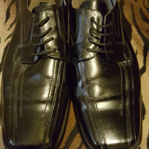 Stacy Adams Demill - Picture 2 of 3